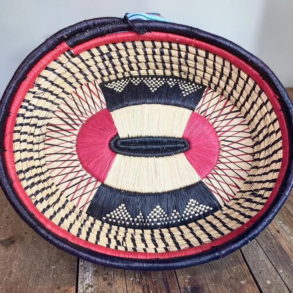 Handmade Kenyan Woven Sisal Basket 12x10 Oval Geometric Boho Bread Bowl Wall Art